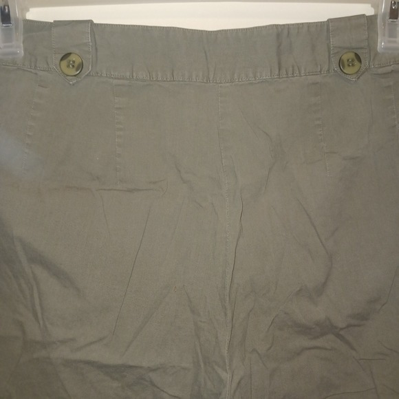 Pantology Womens 16W Olive Green Utility Bermuda Shorts Patch Pockets Casual - Picture 3 of 5